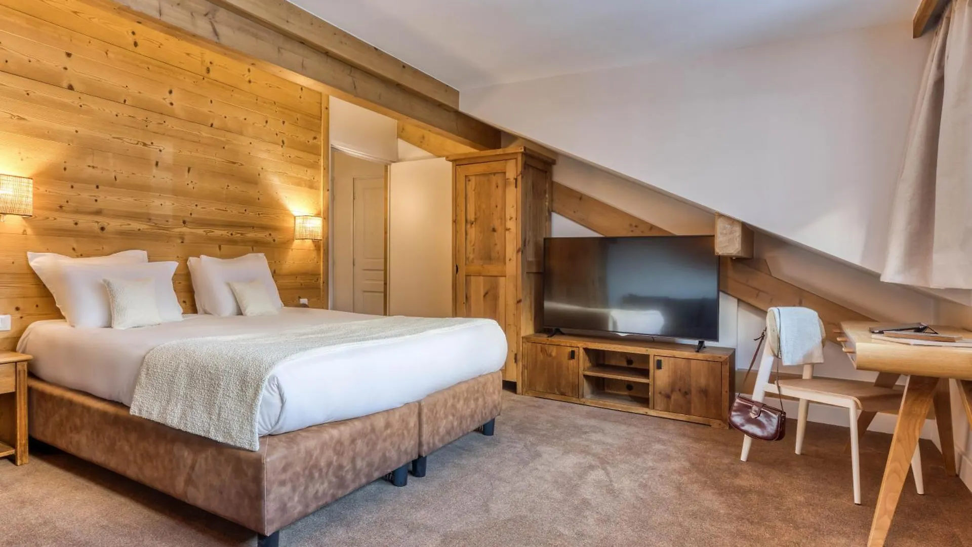 ***  Hotel Lyret Chamonix France