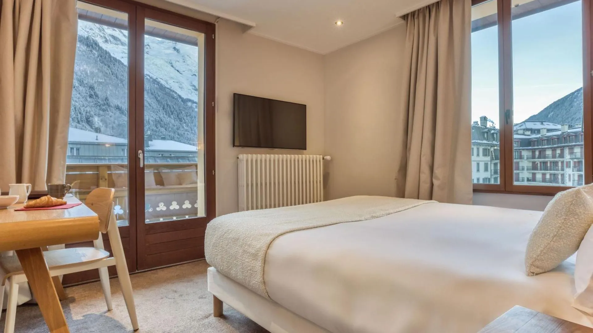 Les Gourmets - Chalet Hotel Chamonix