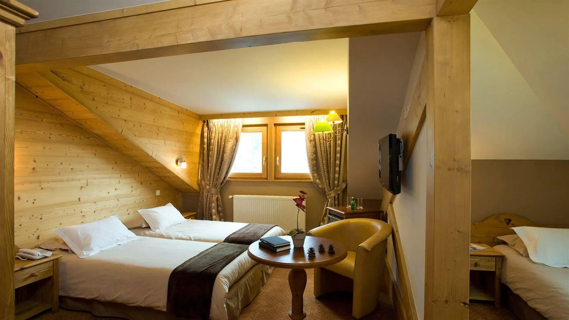 Les Gourmets - Chalet Hotel Chamonix