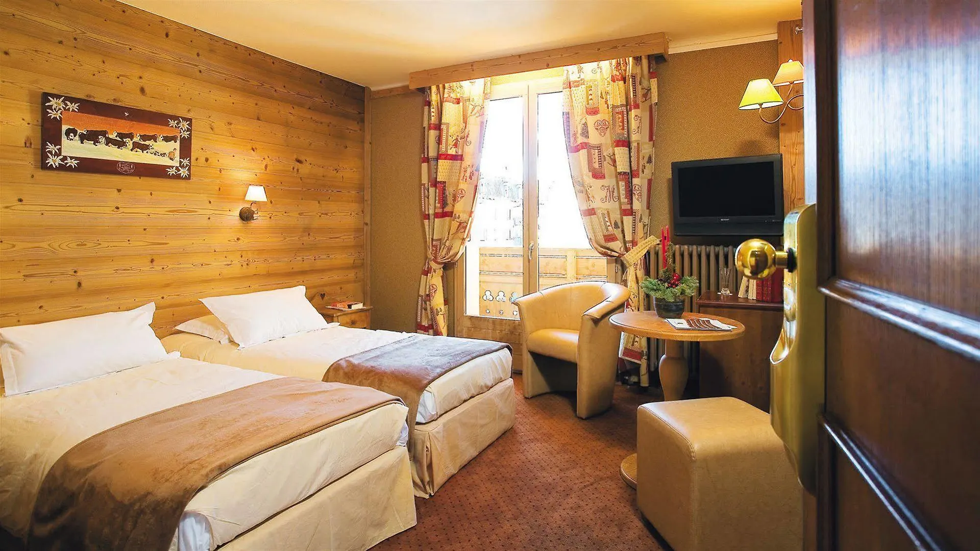 Les Gourmets - Chalet Hotel Chamonix